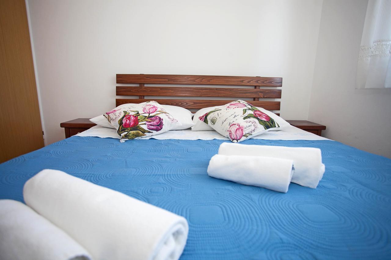 Apartment Pia Rovinj Exterior photo