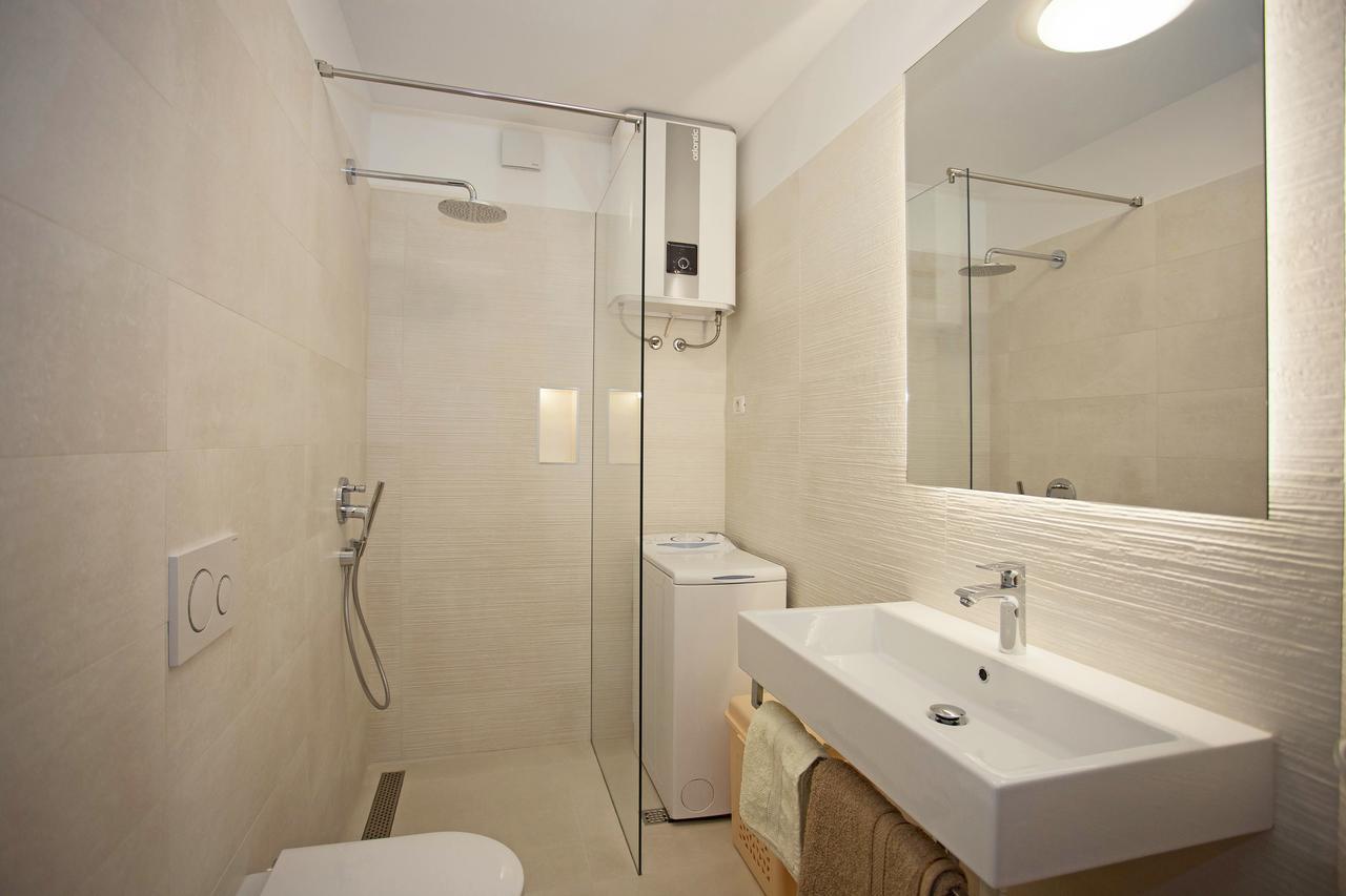 Apartment Pia Rovinj Exterior photo